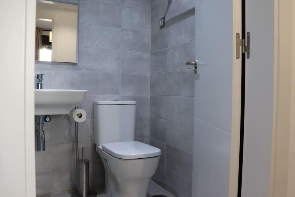 Oasis In Estepona With Parking 5Min From The Beach Ngoại thất bức ảnh