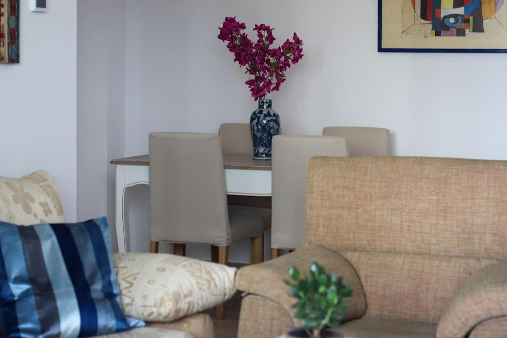 Oasis In Estepona With Parking 5Min From The Beach Ngoại thất bức ảnh
