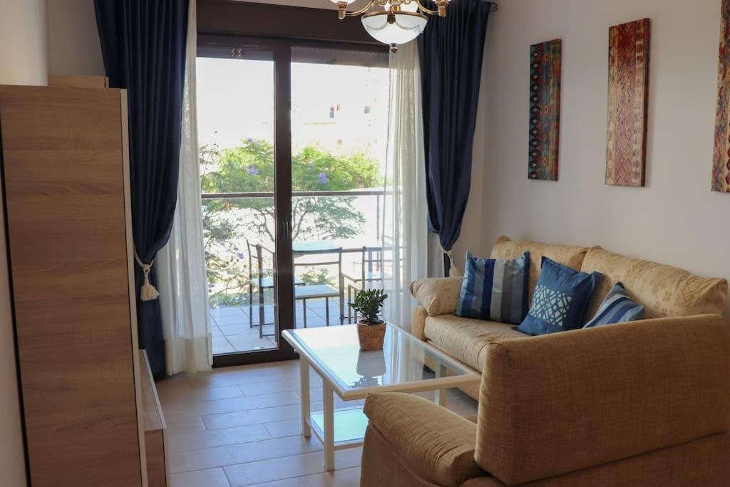 Oasis In Estepona With Parking 5Min From The Beach Ngoại thất bức ảnh