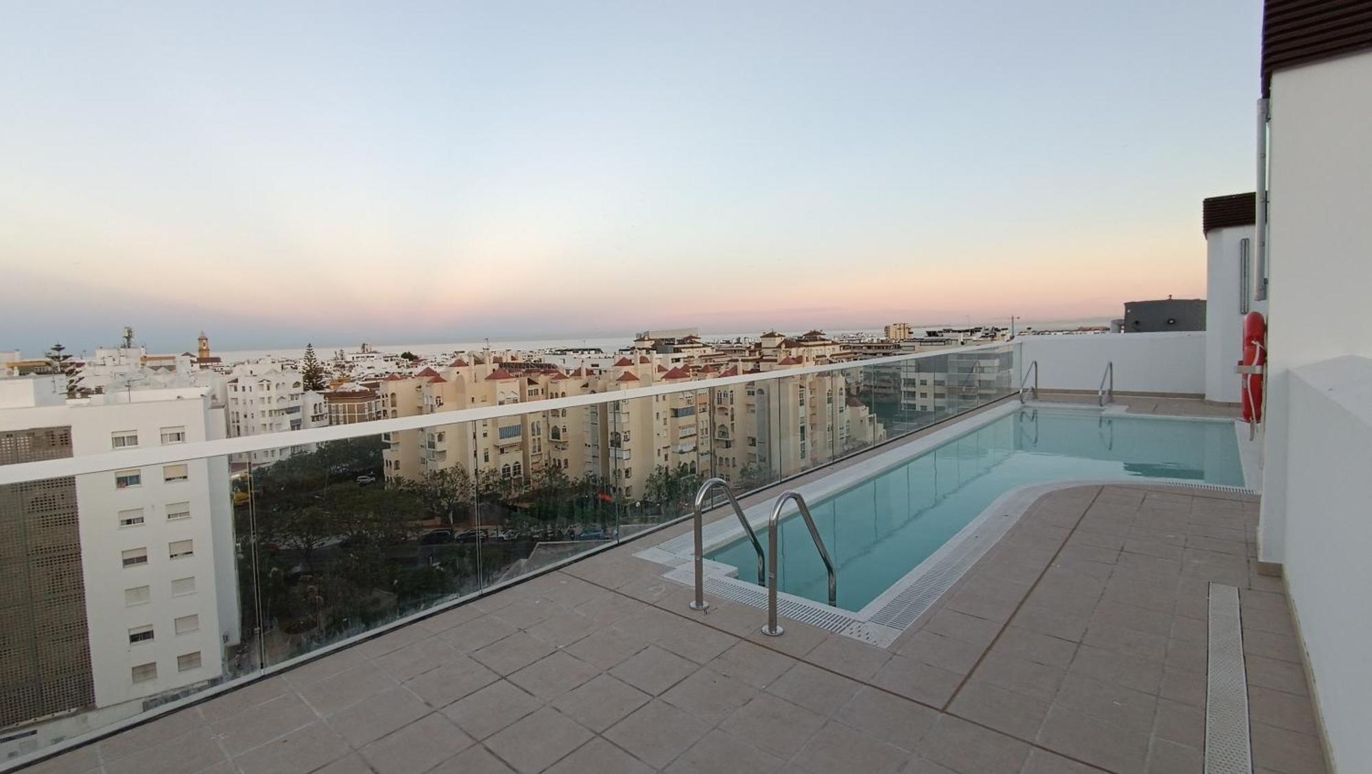 Oasis In Estepona With Parking 5Min From The Beach Ngoại thất bức ảnh
